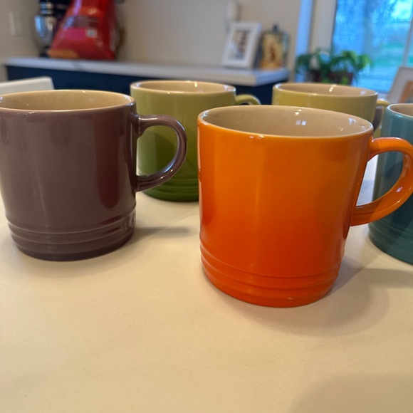Le Creuset Mugs & Butter Dish - Picture 2 of 6